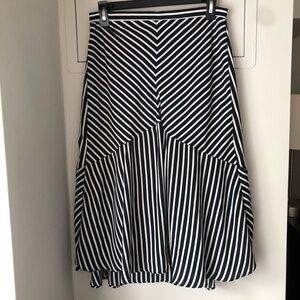Banana Republic Skirt Size 2